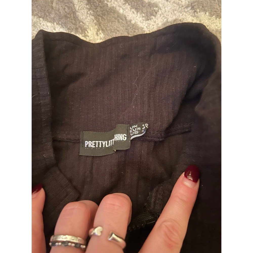Black Ribbed PrettyLittleThing Full Zip Jacket - Picture 2 of 3